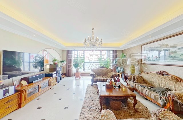 中海九號(hào)公館(二區(qū))4室2廳3衛(wèi)212.63㎡南北1360萬(wàn)