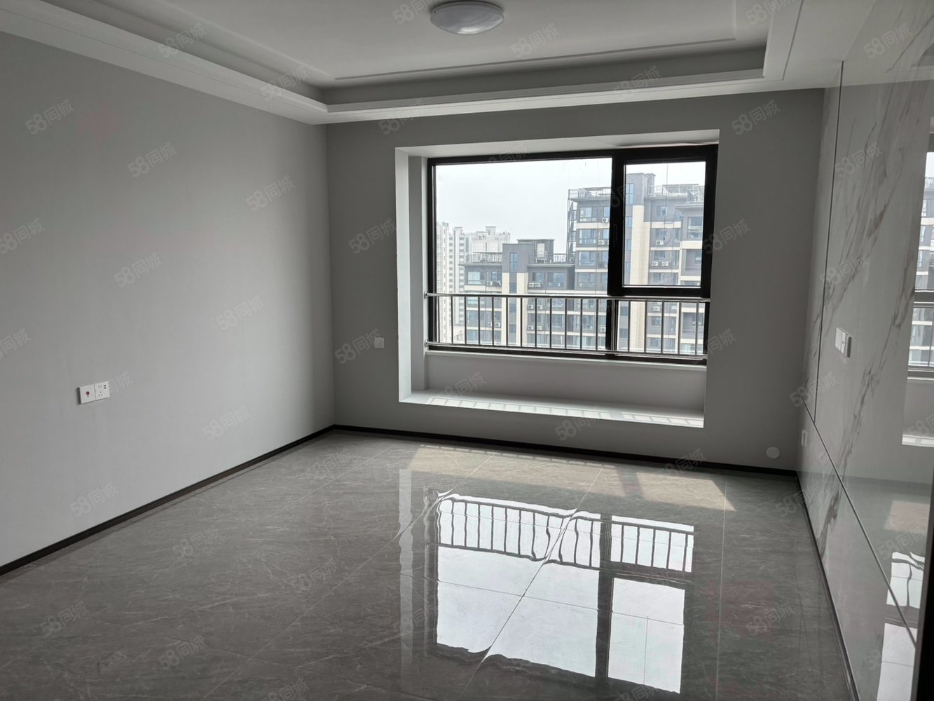 中鐵興創(chuàng)逸境3室2廳2衛(wèi)95㎡南北345萬(wàn)