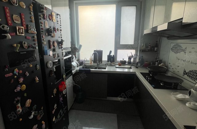 市区别墅带大院精装六室二层别墅香江附近鸿顺花园