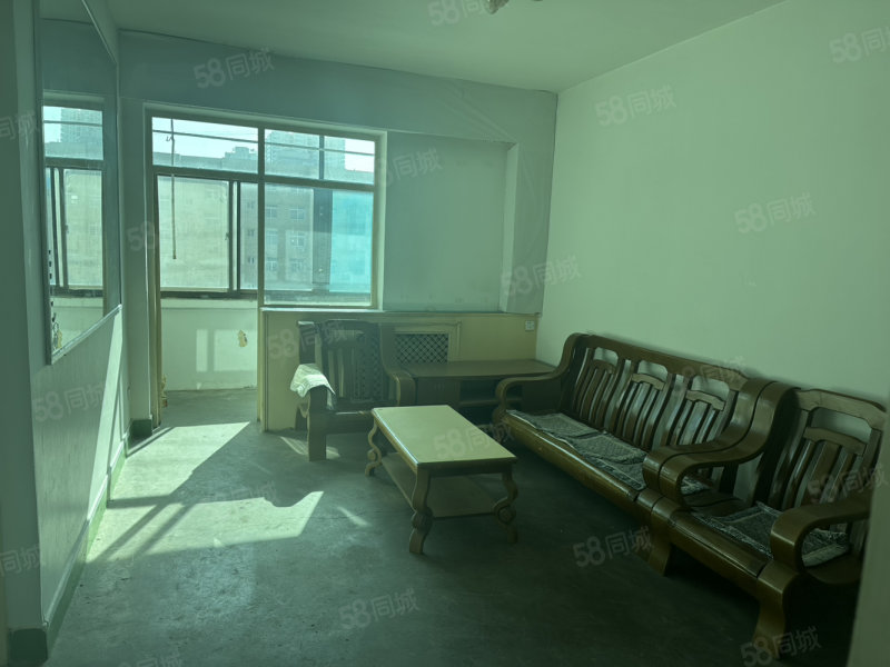 龙圣园2室2厅1卫75㎡南北28.8万