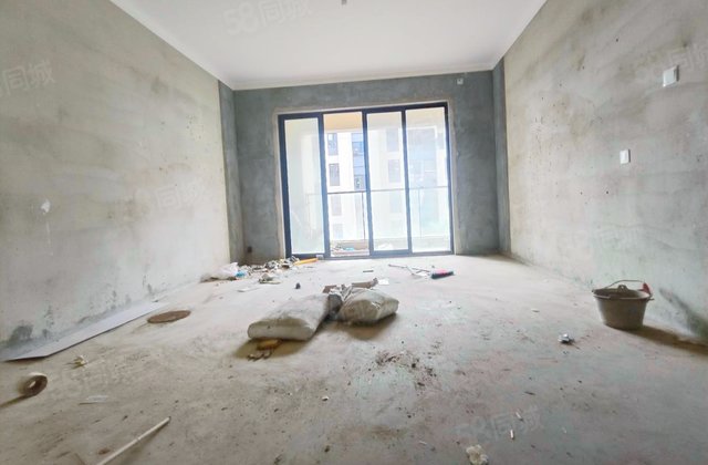 恒茂未来都会花园4室2厅117.72㎡70万二手房图片