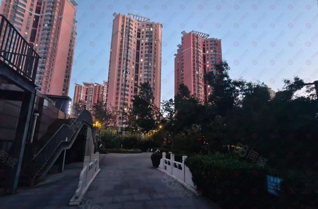 盛今佳园3室2厅153.05㎡736万二手房图片