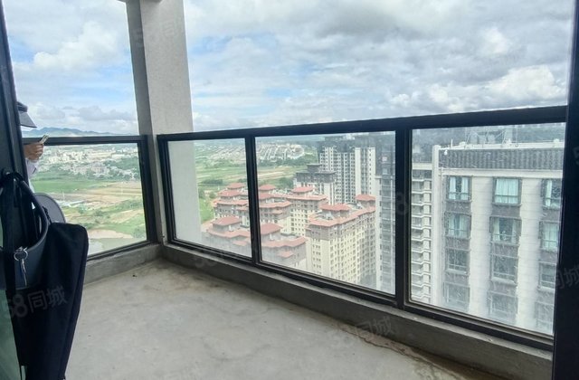 光大君庭4室2厅131㎡60.6万二手房图片