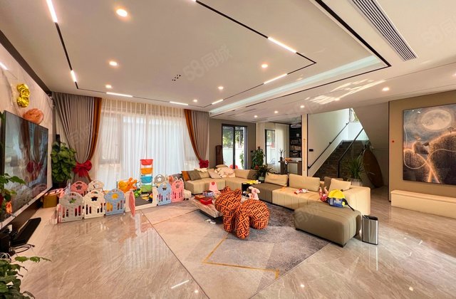 顺德碧桂园正苑(别墅)5室2厅256㎡1680万二手房图片