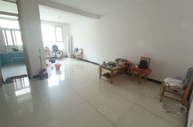 星光水晶丽城(东区) 商圈成熟 商品房 南北通透 房龄新