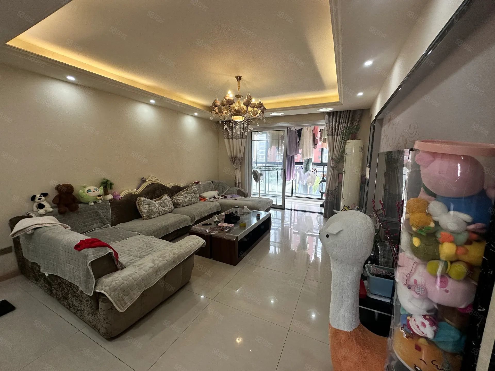 盛世东城4室2厅2卫140㎡南北59.9万