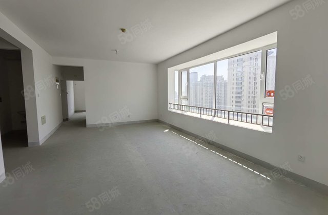 昌润莲城瑞荷园 商业配套齐全 南北通透 双卫格局 近医院