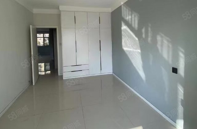 急 一实验 区政府 松桂嘉苑 产权清晰 精装修 双卫