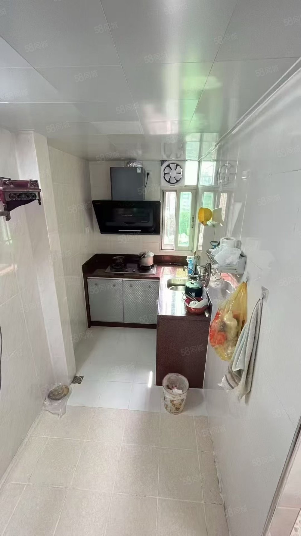 西荣路小区3室2厅1卫95㎡南北32万