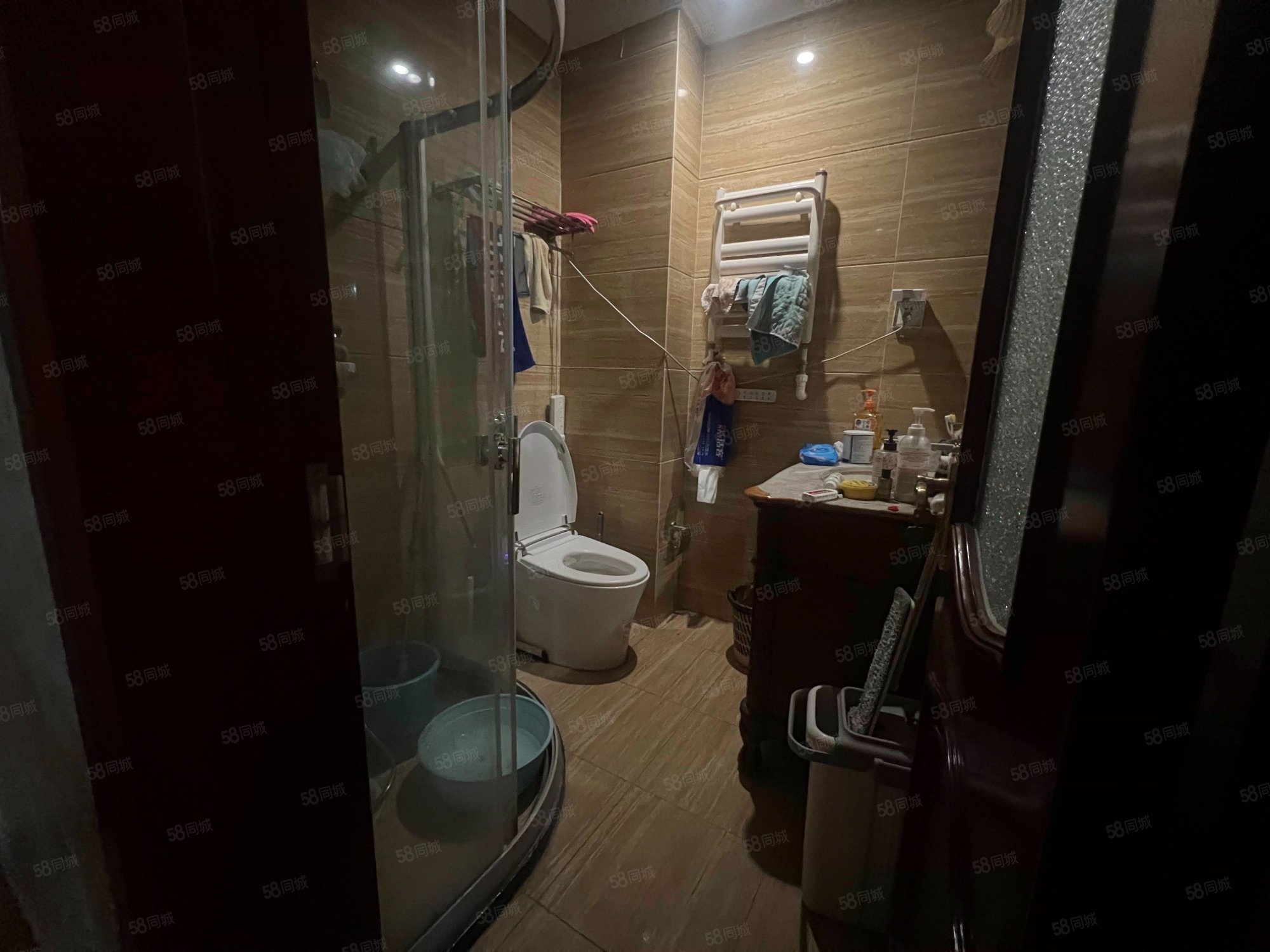 龍景灣甲區(qū)4室2廳3衛(wèi)203.53㎡南北405萬