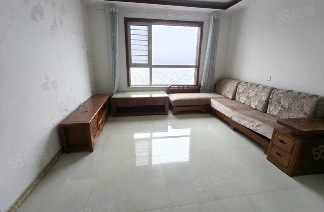 湖边观澜一品，城市主人，畅博怡情湾中间楼层，观湖景有钥匙