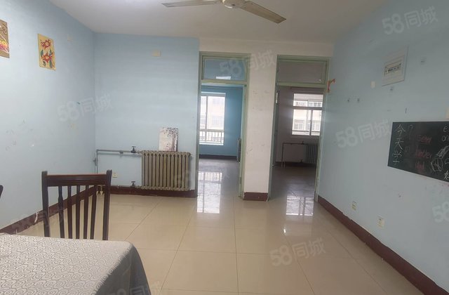 房源谷庄文锦苑步梯好楼层，三室，单价4千加，小区停车方便