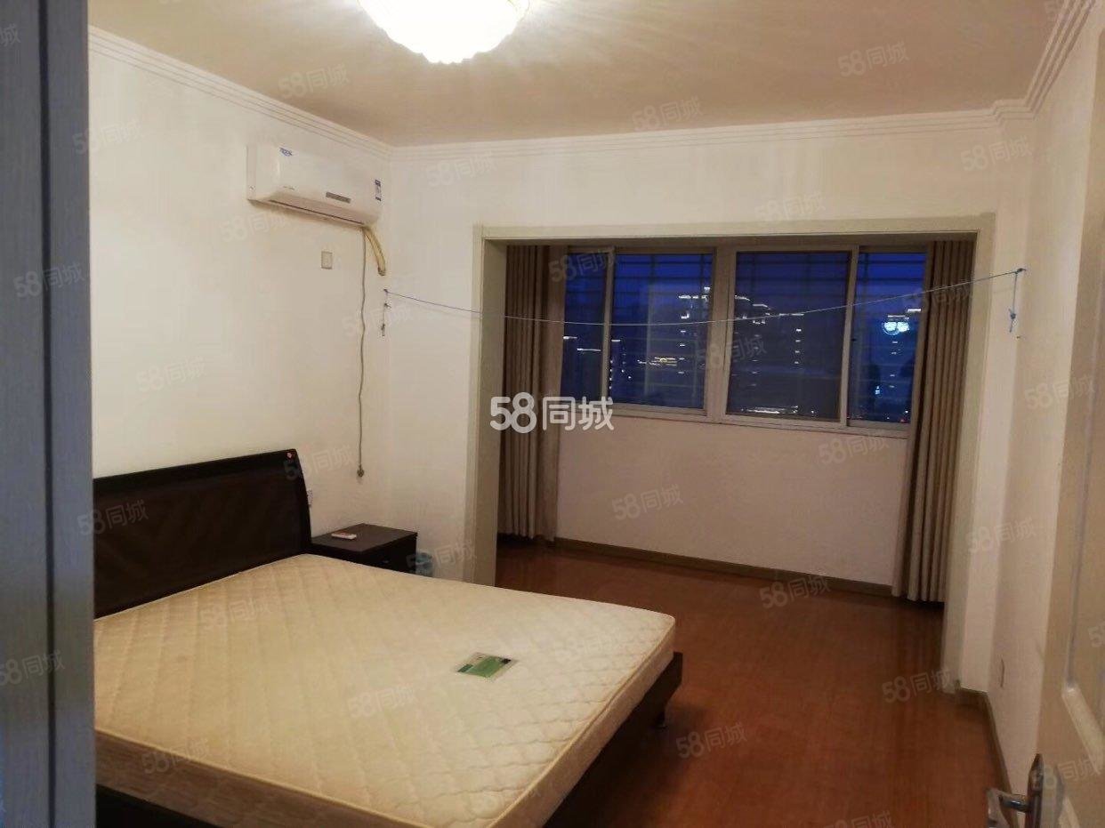 金品名门世家3室2厅1卫125㎡南46万