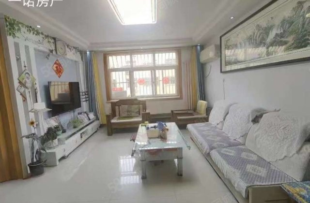 火车站，铁路益民，3室2厅，非顶105平45万，郁光