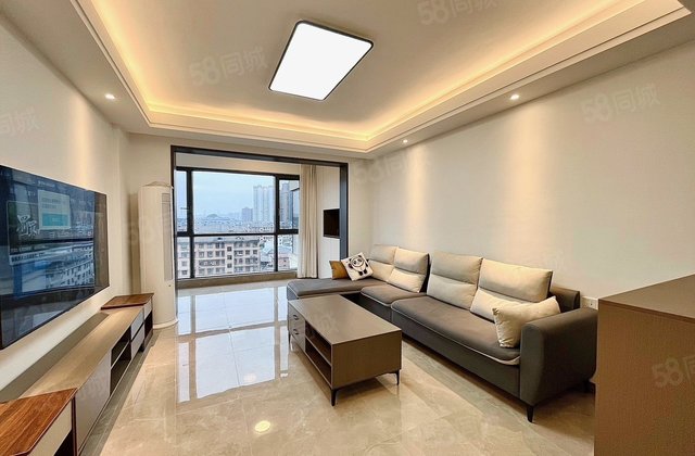 国润月湖郡3室2厅124.12㎡140万二手房图片