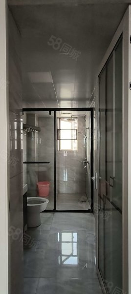 阳光城檀府3室2厅2卫128㎡南北95万