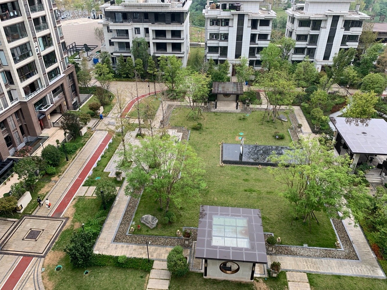 创宇叠翠园4室2厅2卫127㎡南北66.8万