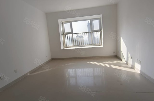 文轩 二实验 凤城前罗 新房未住 三室两厅两卫 送储藏室