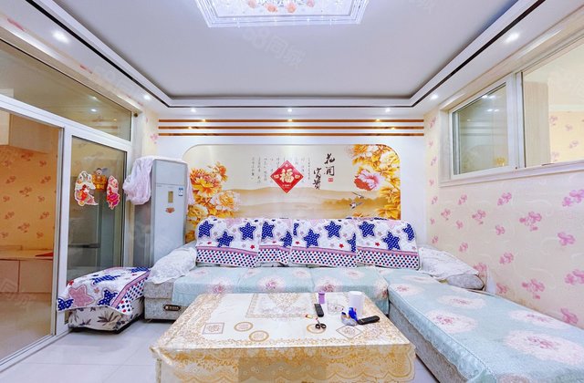 房君悦华庭，好楼层，三室，送精装修免大税