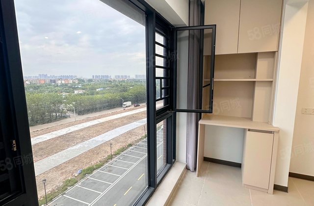 藏珑华府3室2厅94.77㎡82.1万二手房图片