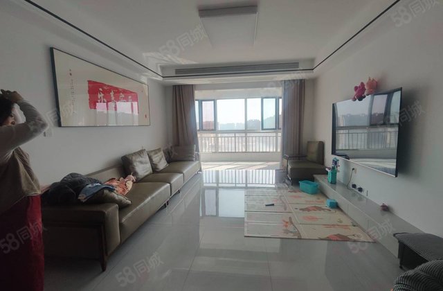 史丹利河东岸3室2厅142㎡85万二手房图片