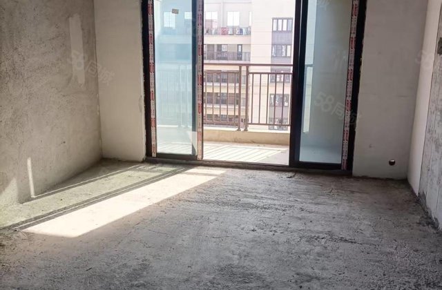 奥园铂誉府4室2厅140.12㎡47.8万二手房图片