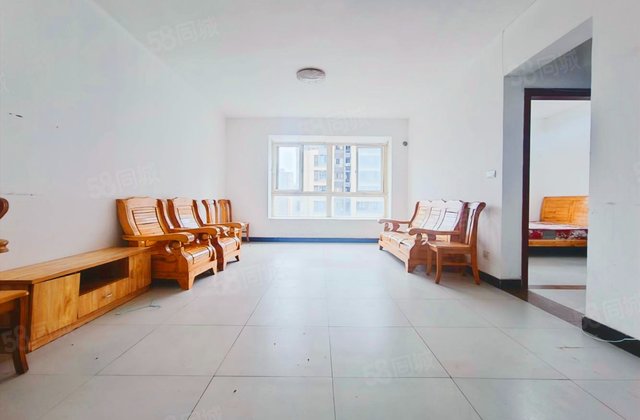 旭东家天下3室1厅106㎡85万二手房图片