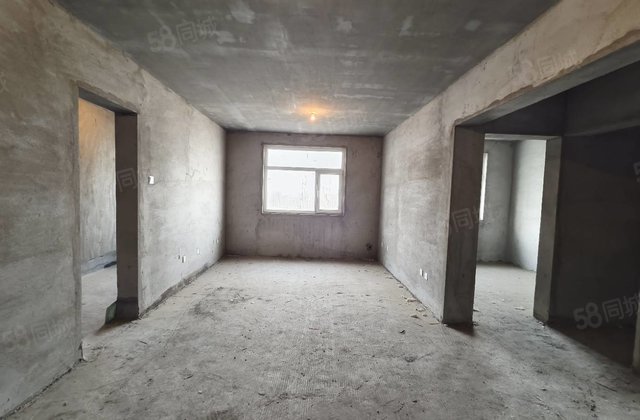 盛锦花园3室2厅121.62㎡68万二手房图片