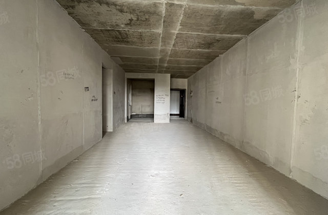 麒龙学府1号耶鲁郡3室2厅122㎡38.8万二手房图片