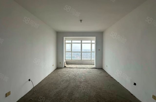 鸿盛凯旋门2室1厅93㎡40万二手房图片