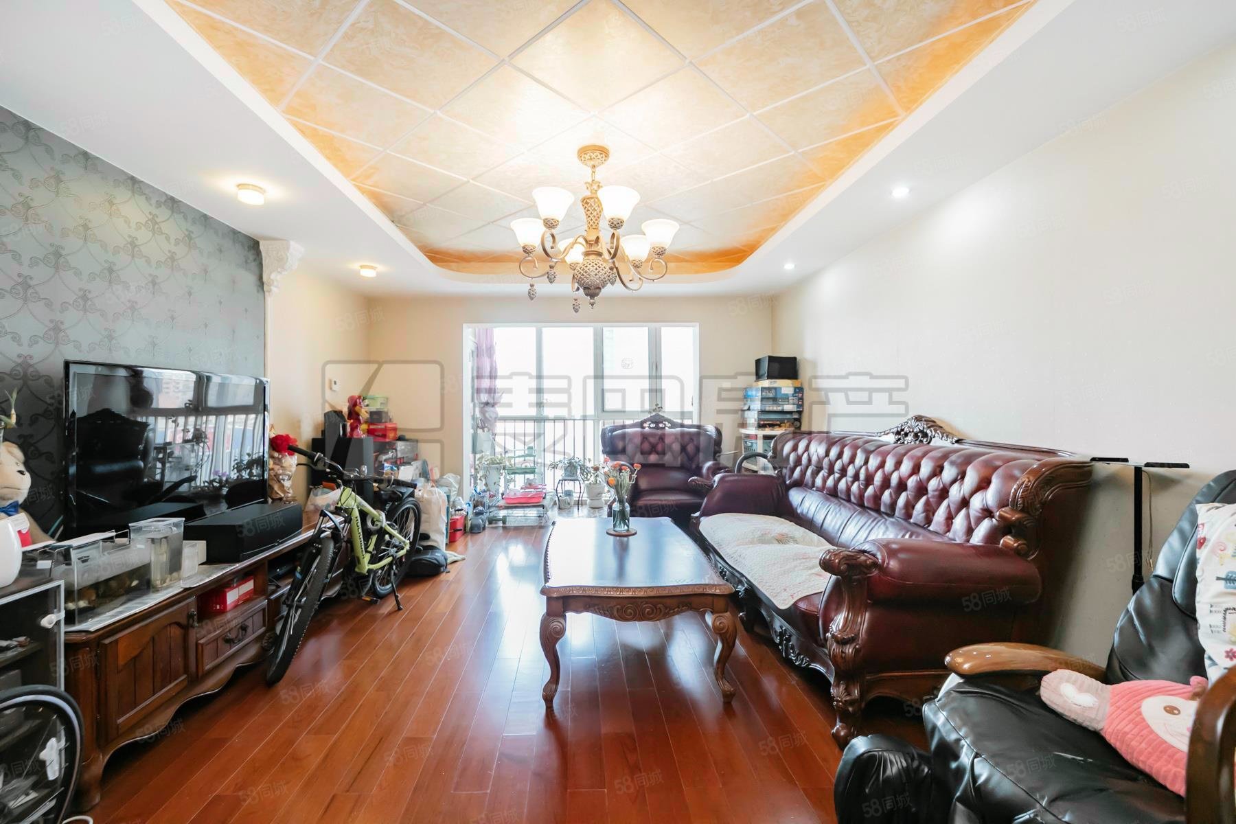 里外里公寓3室2廳2衛(wèi)152.6㎡南北799萬