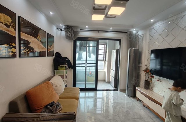 华建一街区 上下复试 送车储免大税 精装修 观景房 随时看房