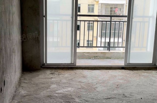 富民小区3室1厅97㎡45万二手房图片