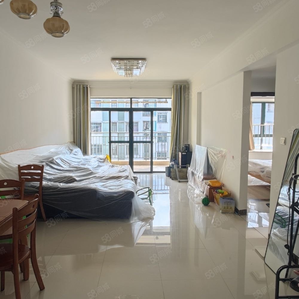 伟业氧立方2室2厅1卫81.88㎡南42万