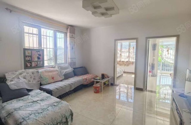 至尊门第2室1厅83㎡42万二手房图片