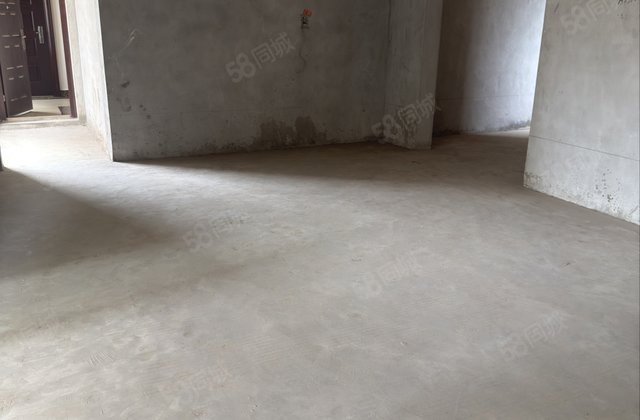 和公馆4室2厅118㎡41万二手房图片