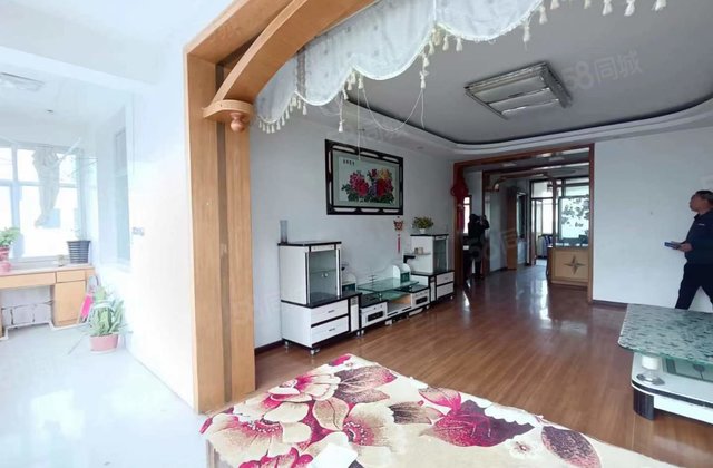 颐和嘉苑3室2厅132㎡70万二手房图片