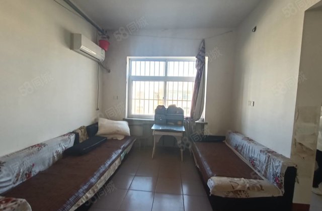 东昌总校 家属院高楼层 三室朝阳 停车方便