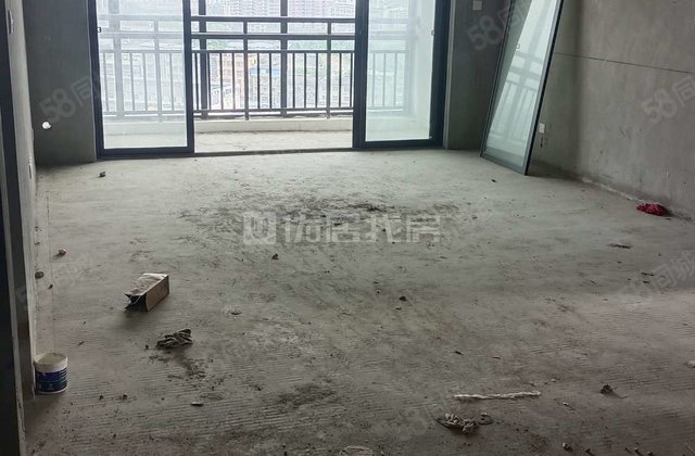 德天国际广场二期3室2厅135㎡62万二手房图片
