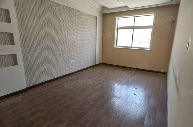 南北通透 120平 满五 简单装修 3室2厅 诚心出售 价格