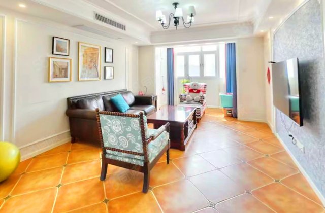 湘江世纪城咏江苑4室2厅149.16㎡129万二手房图片