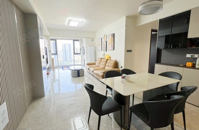 万科璞悦山3室2厅95.18㎡165万二手房图片