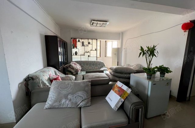 急售运河庭院小区 电梯6楼 户型很好 东边户 价格不高