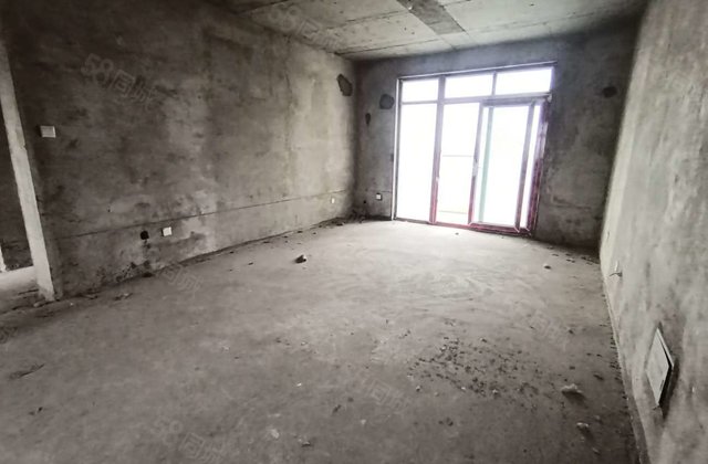 东昌湖边 文轩 西安交大 带车位 新房未住 免大税