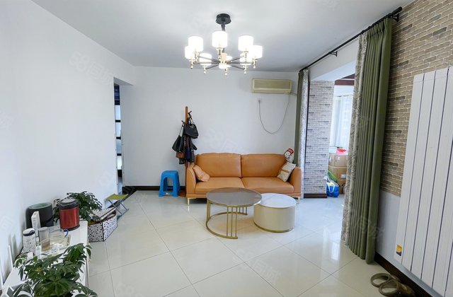 枫叶高层3室1厅105㎡175万二手房图片