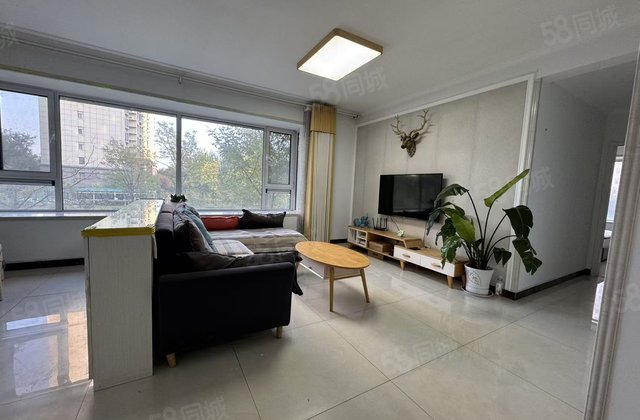 昌润莲城 莲湖湾 莲湖新城 户型方正 双卫精装修 诚心出售