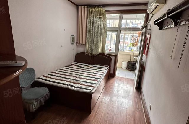 急卖 新东方公寓 低密度社区 出行方便 看房随时