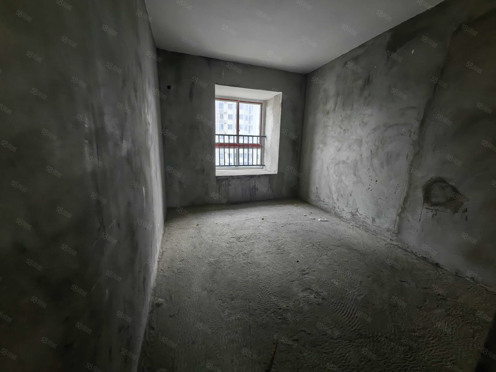 常隆花园3室2厅2卫122㎡南北56.8万