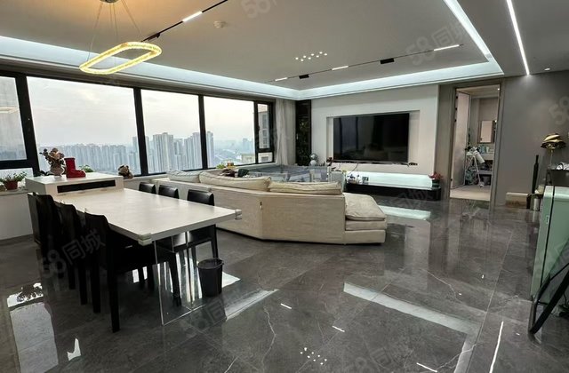 抢绿城百合大平层，带车位带储藏室带大菜园子，全明户型楼往位置