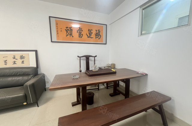 市中心 东昌路 花园路附近 宝徕花园 带车位 干净整洁